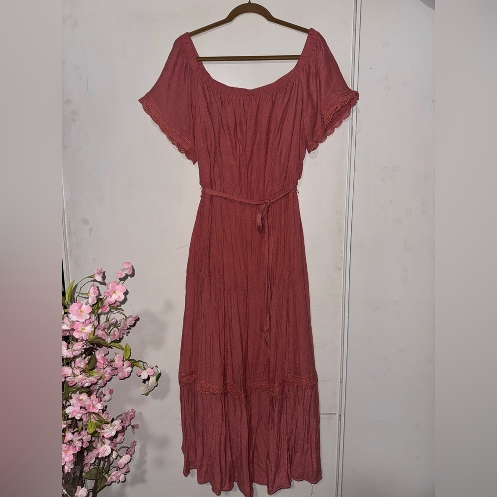 Luxology Off-Shoulder Maxi Dress